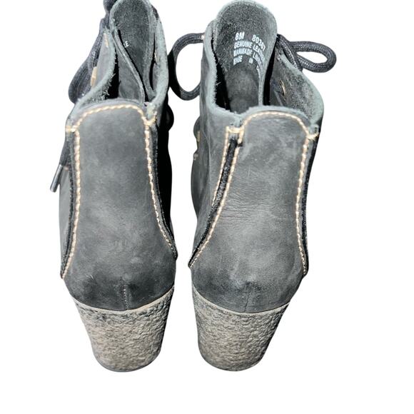 UEC TIMBERLAND Monogram Wallaby BLACK Wedge Genuine Suede Lace Up Booties SZ 8 - Picture 5 of 8